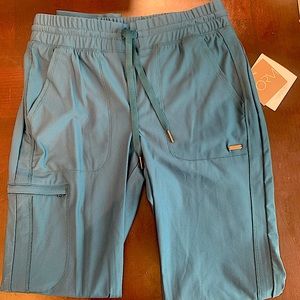 FORM by Cherokee Women's Tapered Leg Scrub Pant- NWT XS Caribbean Blue